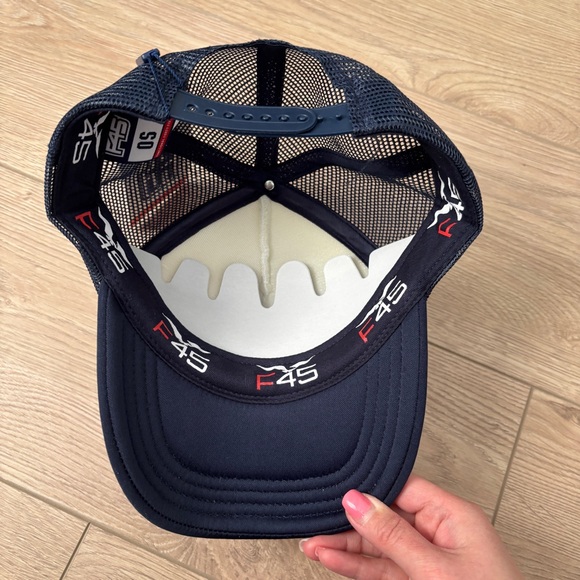 BNWT F45 Functional Forty Five  Mens Blue/White/Red Snapback Hat cap trucker hat - Picture 2 of 4